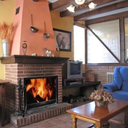 El Arrenal Del Canon Del Rio Lobos Дом отдыха *